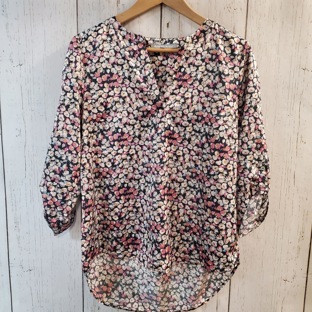 Daniel Rainn Split Neck Floral Blouse Size M